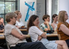 Vortrag Martin Fröhlich: Foto Bernd Seeland 